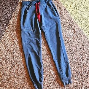 FIGS Technical Collection Scrub Pants Joggers Women’s Gray